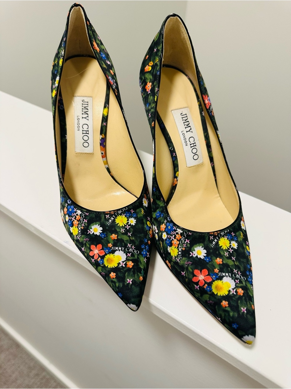 Jimmy Choo Love 100 Disty Floral Women's Black Floral Pointed-Toe Pumps